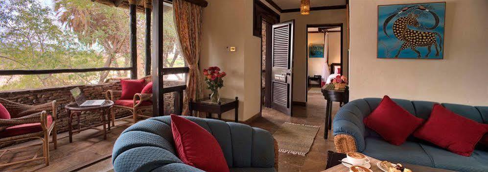 Sarova Shaba Game Lodge Archers Post Zewnętrze zdjęcie